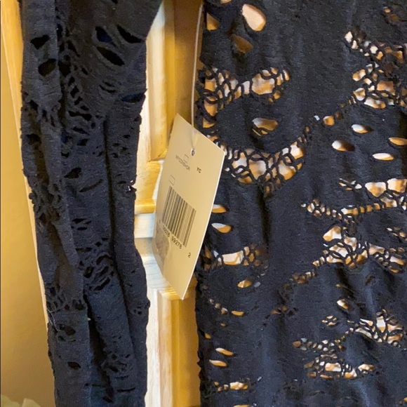 Guess Lace Top - Picture 3 of 6